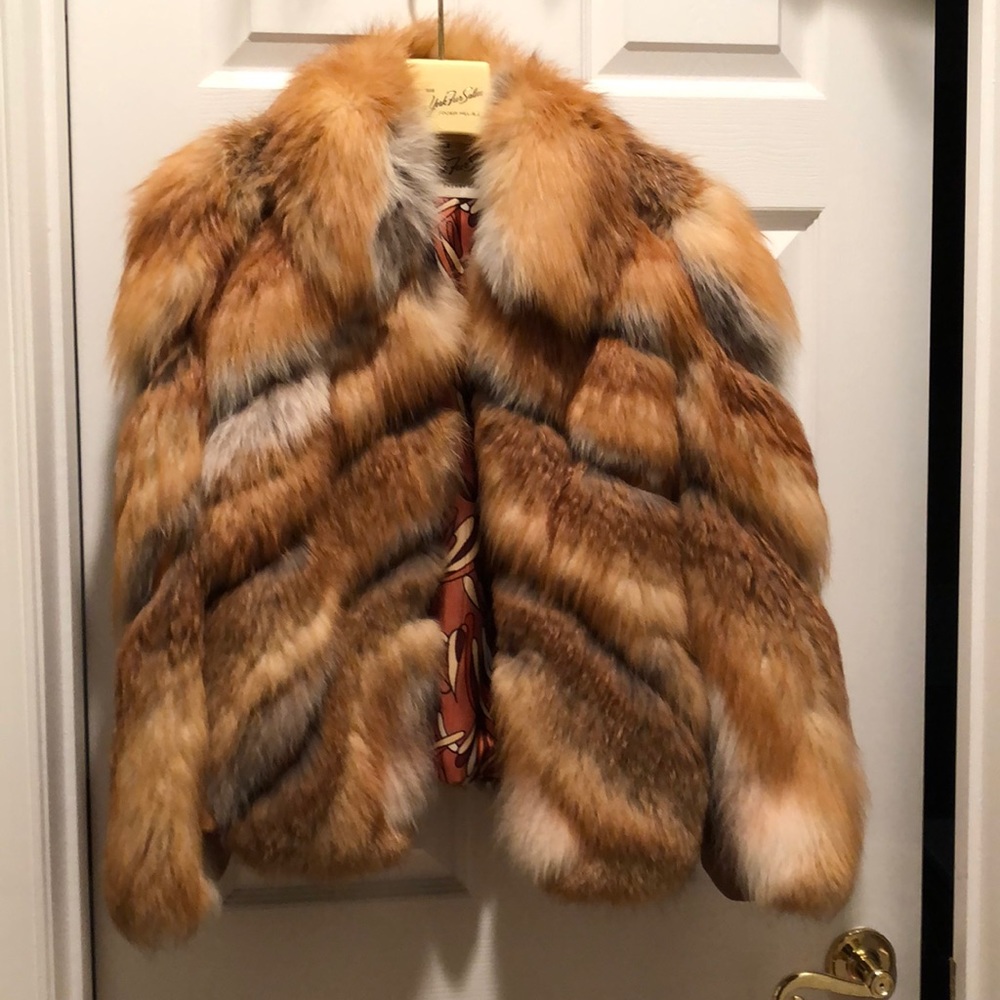Red Fox and leather “chubby” jacket. Vintage.